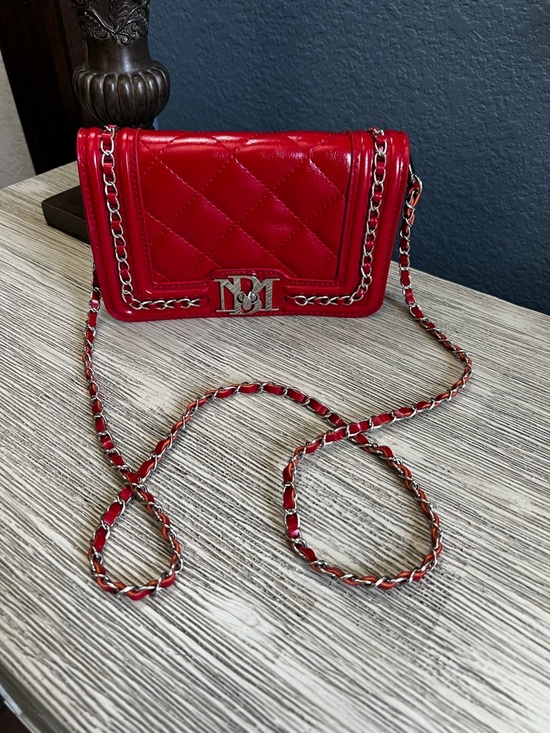 Badgley Mischka Handbags - Badgley Mischka Red Quilted Chain Crossbody Bag EUC
